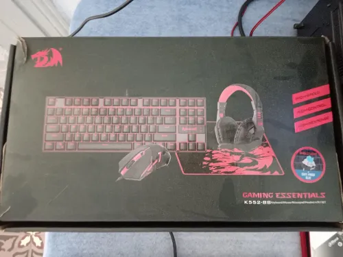 Pc gamer Rmdan jbto ryzan 5 5600 pro AMD 16 ram 256 SSD boîtier raid max clavier casque souris B450