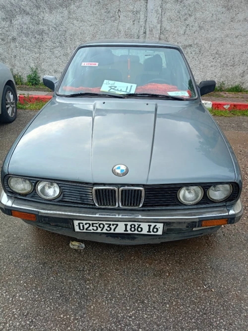BMW BM E30 318 1986 
