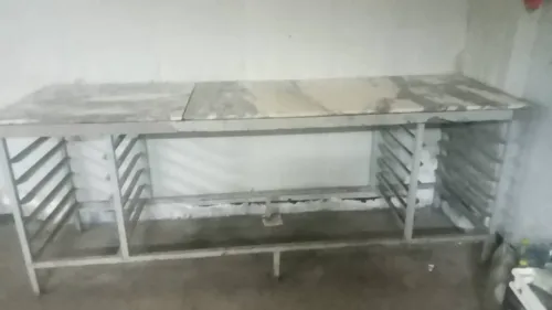 Table patisserie ou cuisine en inox