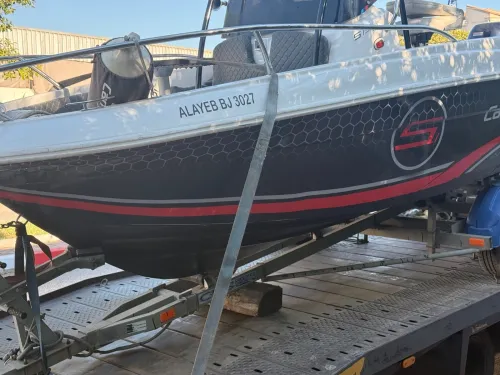 Bateaux cap camarat 5,1 moter df140 suzuki 2013 machi 280h