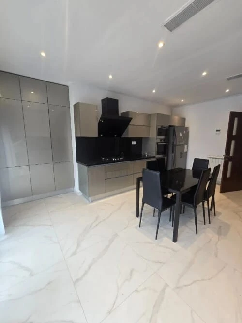 Location Appartement F4 Alger Hydra