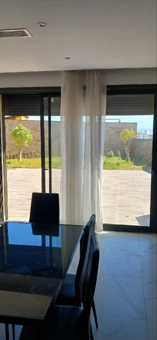 Location Appartement F4 Alger Hydra
