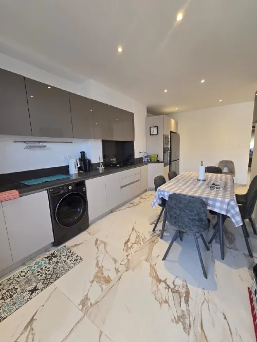 Location Appartement F4 Alger Hydra