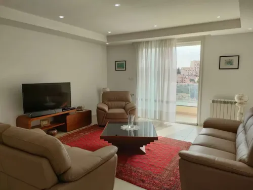 Location Appartement F4 Alger Hydra