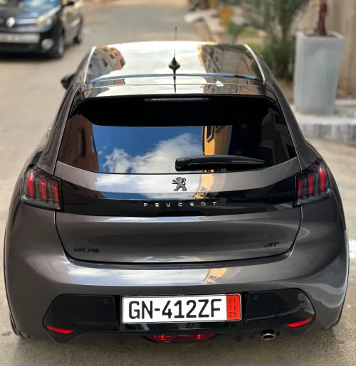 Peugeot 208 2023 GT