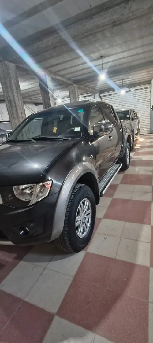 Mitsubishi L200 2013 Doube cabine Evolution