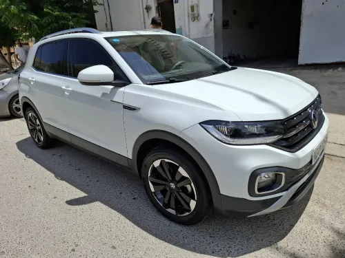 Volkswagen TACQUA 2025 R line