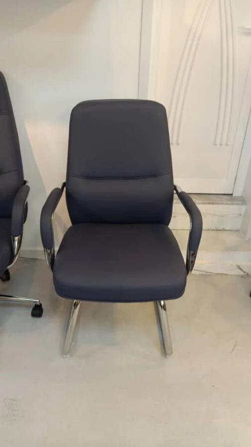 CHAISES