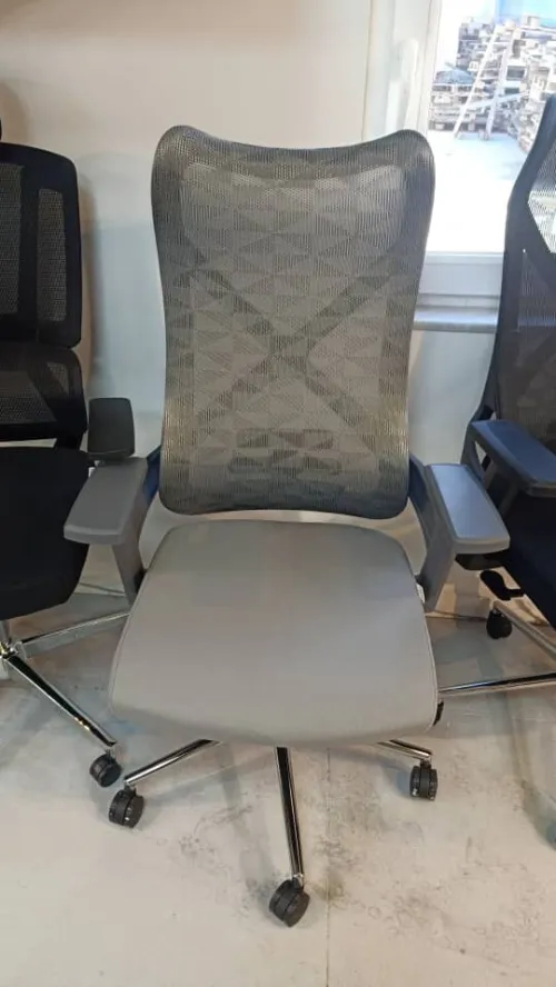 CHAISES