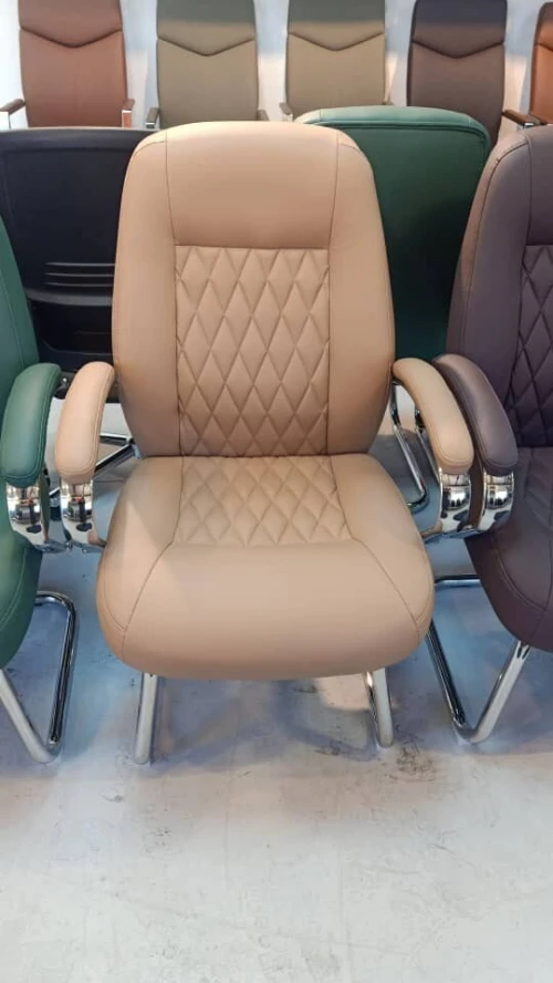 CHAISES