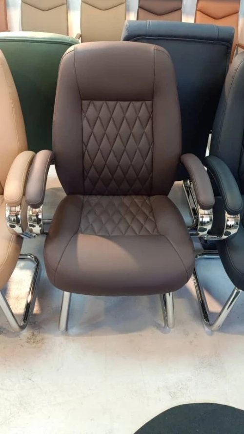 CHAISES