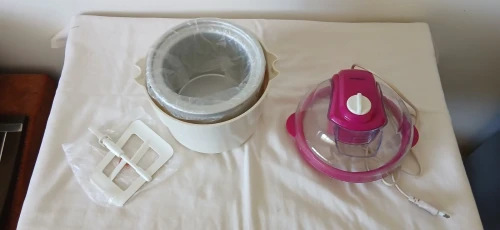 Vend Sorbetière Machine à glace SilverCrest allemande SECM 12 A1 - Neuf Cabas SilverCrest  Neuve Cabas