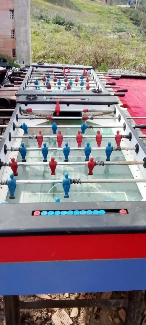 Baby foot billard