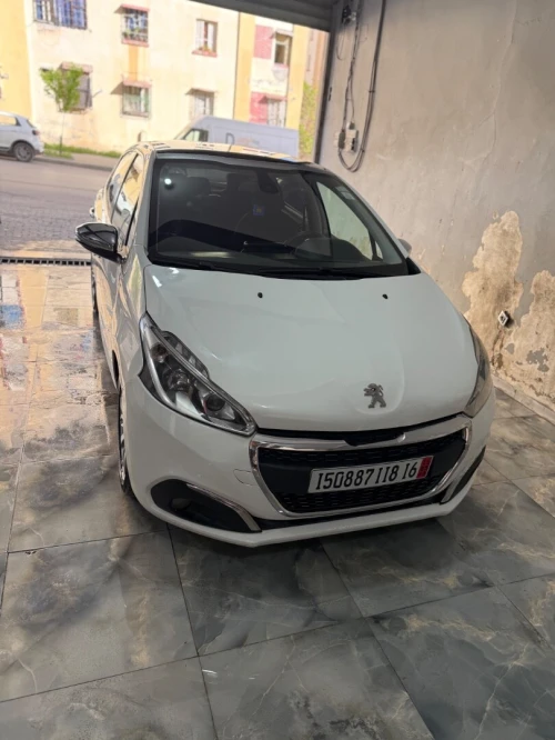 Peugeot 208 2018 Allure Facelift