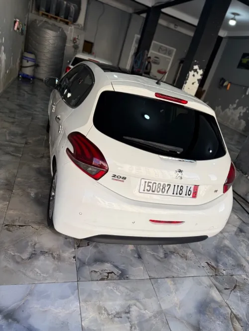 Peugeot 208 2018 Allure Facelift
