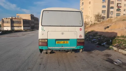 Toyota coaster 26 places 2009