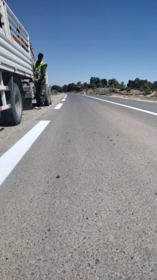  travaux de signalisation routière