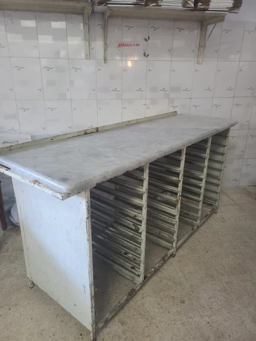 Table en marbre 