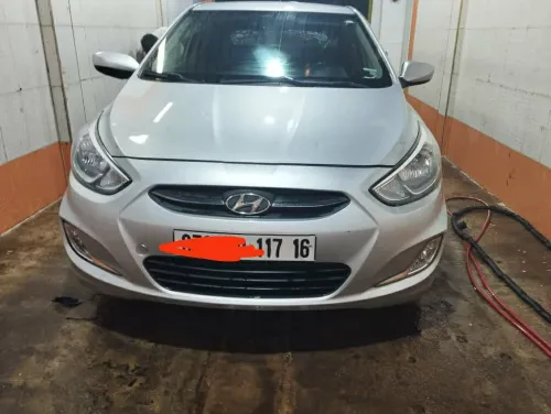 Hyundai Accent RB  4 portes 2017 Accent RB  4 portes