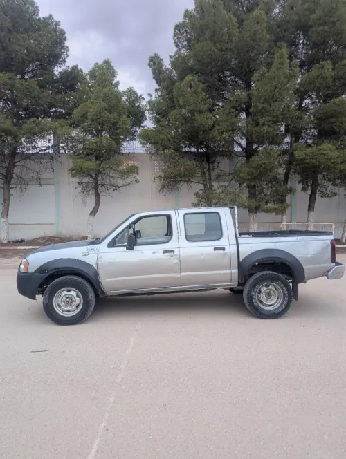 Nissan Hardbody 2004 