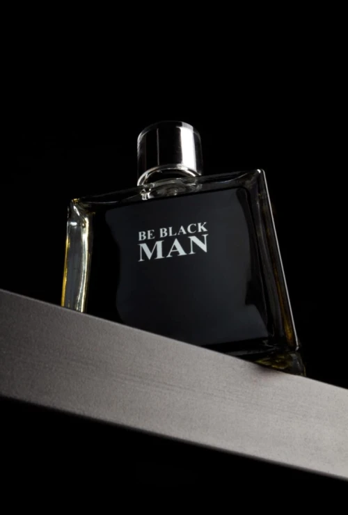 Eau de parfum BE BLACK MAN