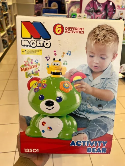 Un lot de jouets européen
