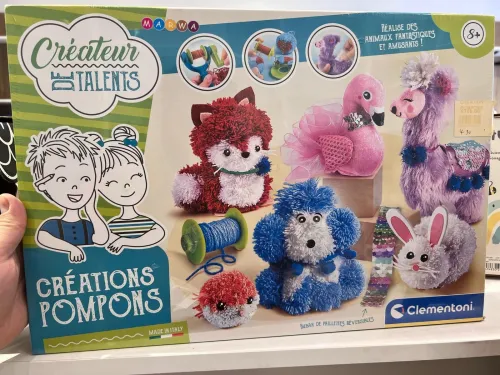 Un lot de jouets européen
