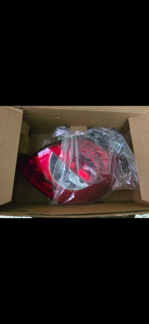 feux arrire clio 3 cote droit passager