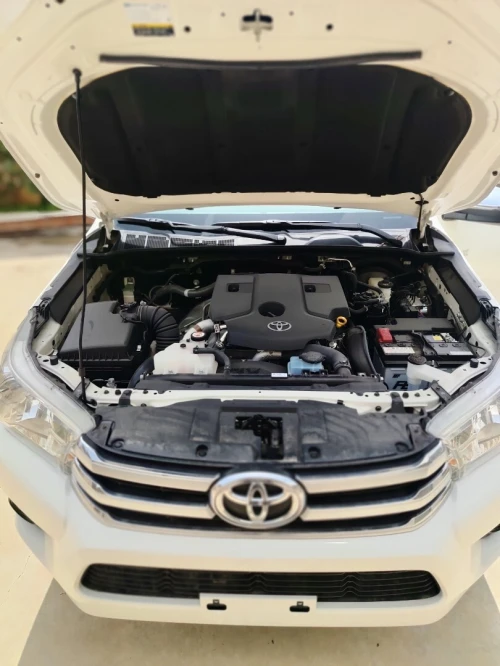 Toyota HILUX Dubai 2026 سلوقية