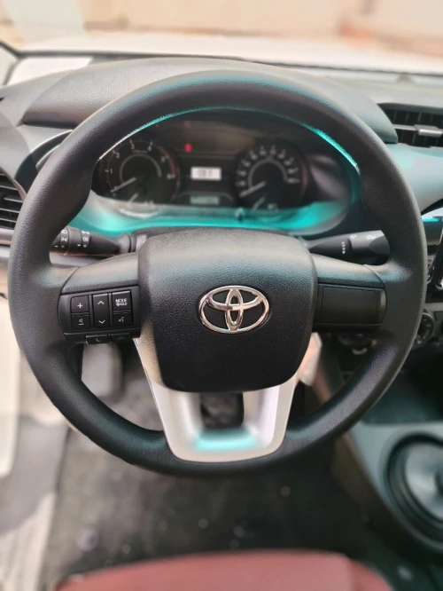 Toyota HILUX Dubai 2026 سلوقية
