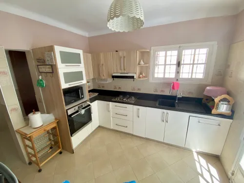 Location Appartement Niveau de villa F3 Alger Hydra