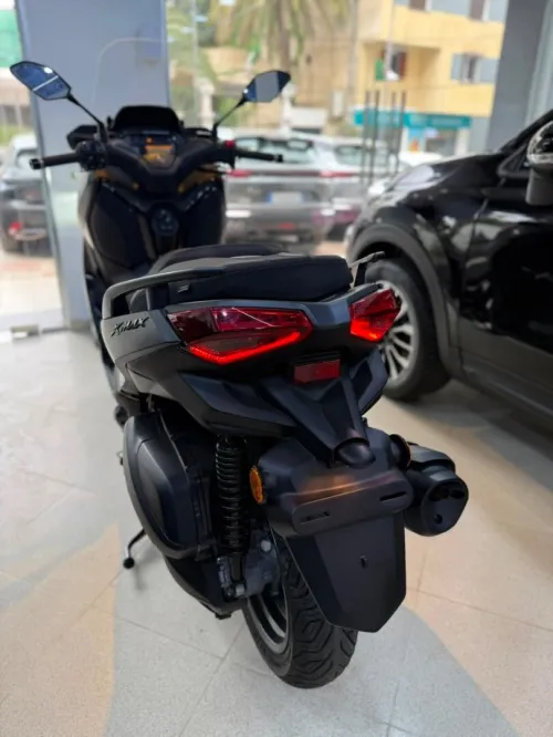 Yamaha Xmax 300 tech max + 2026