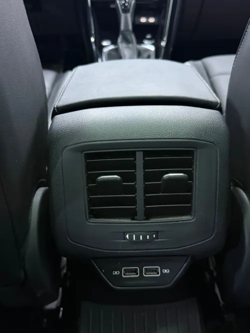 Volkswagen T-Roc 2025 R-Line 