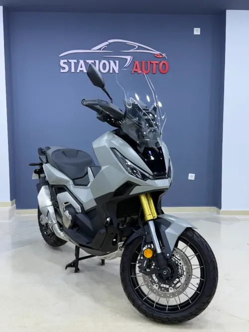 Honda X-adv 2025