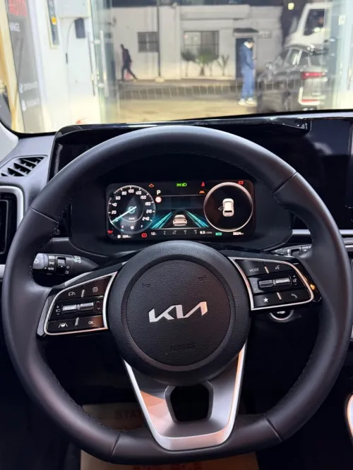 Kia Sonet  2025 Luxury