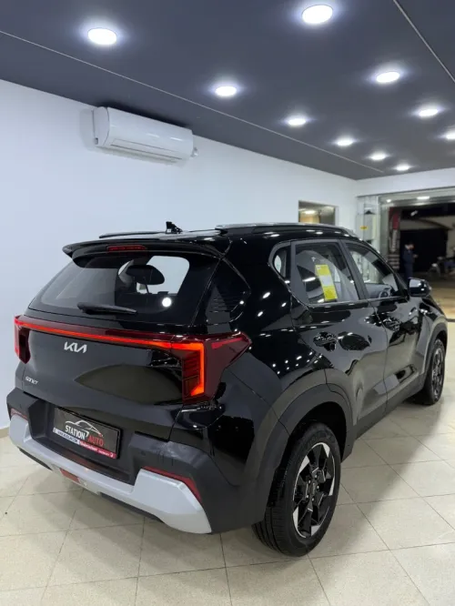 Kia Sonet  2025 Luxury