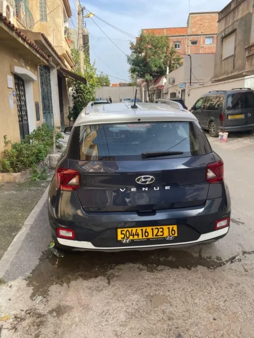 Hyundai Venue  2023 Limited edition FULL OPTION