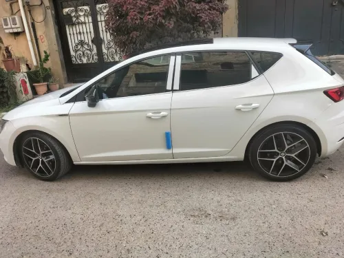 Seat Leon 2019 beats