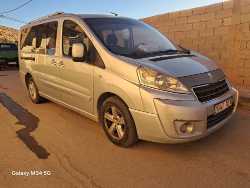 Peugeot Expert 2013 V.U Long