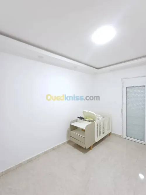 Location Appartement F5 Alger Bordj el bahri