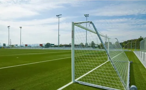 Terrain de foot gazon synthétique tarton 