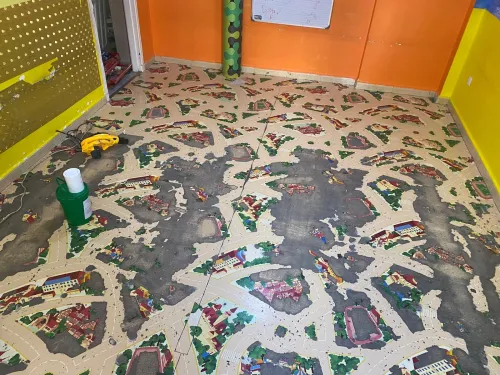 Creche aire de jeu روضة الأطفال gazon