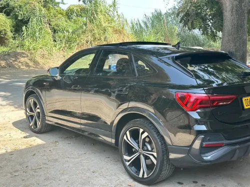 Audi Q3 2023 Quarto sline