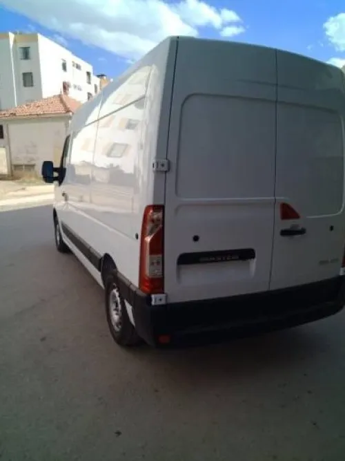 Renault Master 2 PANNEAUX 2025