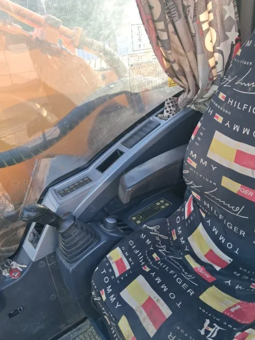 Hyundai 330 