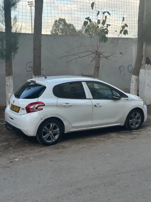 Peugeot 208 2015 Style