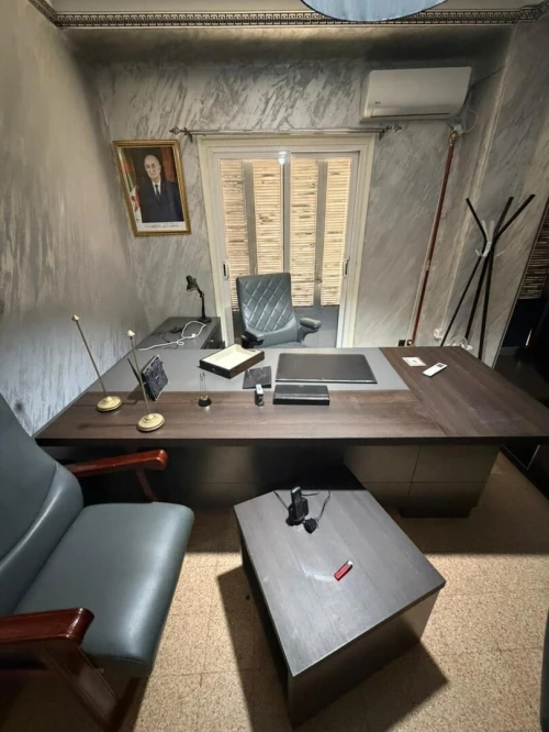 Meuble de bureau d'importation et  armoire