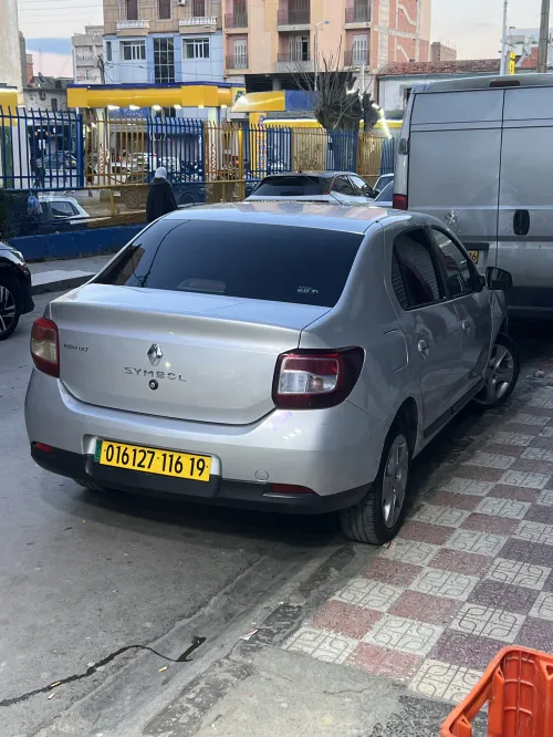 Renault Symbol 2016 Collection