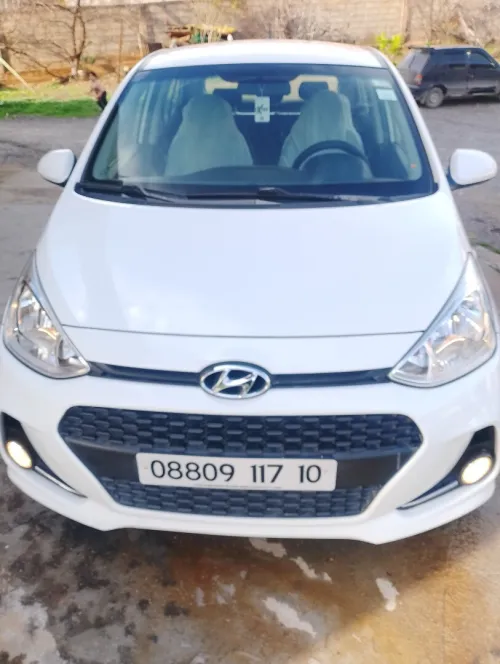 Hyundai Grand i10 2017 Latoute