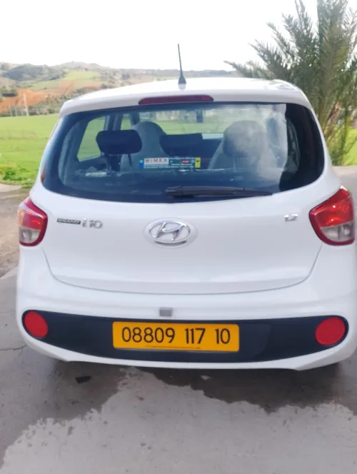 Hyundai Grand i10 2017 Latoute